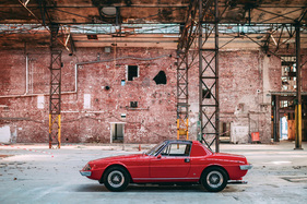 Ferrari 330 GTC Zagato (1967/1974) - gedrungene Silhouette des Targa-Coupés