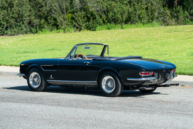 Ferrari 330 GTS (1967) - offered as lot 160 at the Gooding & Co auction at Pebble Beach on August 16/17, 2019