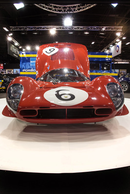 Ferrari 330 P4 (1967) - vielleicht das Highlight der Messe - Rétromobile Paris 2020