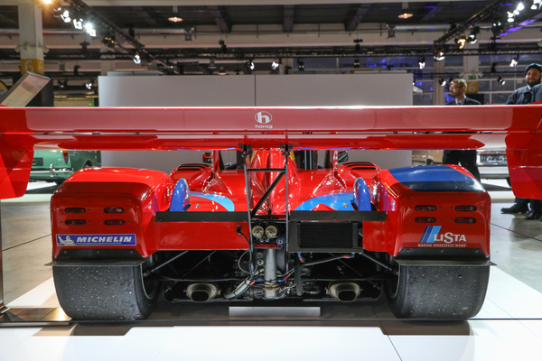Ferrari 333 SP (1994) - Teil der Ausstellung "75 Jahre Ferrari" - Auto Zürich 2022