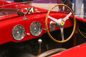 Ferrari 340 Mexico Spyder (1952) – Blick ins Cockpit – Rétromobile Paris 2025