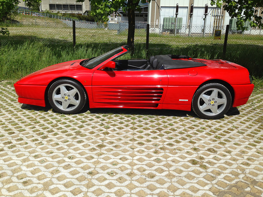 Bild: Ferrari 348 Spider (1994) - angeboten an der Versteigerung der Oldtimer Galerie anlässlich der Dolder Classics am 7. Juni 2014