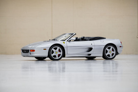 Ferrari 355 F1 Spider 'Serie Fiorano' (1999) - Lot 253 an der RM/Sotheby's Miami Versteigerung vom 1./2. März 2024