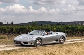 Ferrari 360 Modena Spider (2004) - als Lot 168 angeboten an der Artcurial "Sur Les Champs 10" Versteigerung am 30. Oktober 2016 (2004)