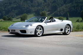 Ferrari 360 Spider (2003) - angeboten an der Versteigerung klassischer Automobile & Motorräder der Oldtimer Galerie in Toffen am 18. Oktober 2025