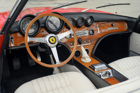Ferrari 365 California Spyder by Pininfarina (1967) - Lot 136 an der RM/Sotheby's Miami Versteigerung vom 1./2. März 2024