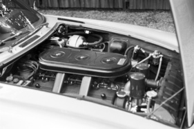 Ferrari 365 GT 2+2 (1968) – 4,4-Liter-Zwölfzylinder mit Motorsport-Abstammung