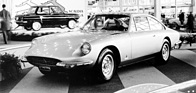 Ferrari 365 GT 2+2 (1968) – am Autosalon Brüssel 1968 in Gesellschaft eines Yalta 1000, einem bei Scaldia montierten Saporoshez 966