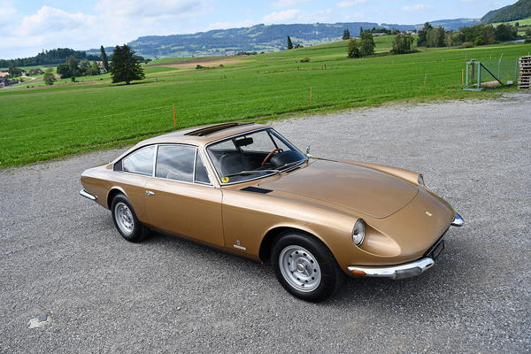Ferrari 365 GT 2+2 (1970) - 1970 Ferrari 365 GT 2+2 - als Lot 122 an der Oldtimer Galerie Toffen Versteigerung von Gstaad am 29. Dezember 2024
