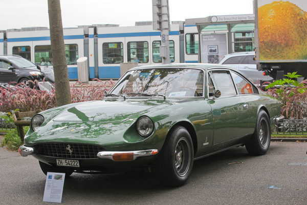 Ferrari 365 GT 2+2 (1970) - beim Zürich Classic Car Award 2021