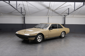Ferrari 365 GT4 2+2 by Pininfarina (1976) - angeboten als Lot 177 an der RM/Sotheby’s The Guikas Collection Versteigerung 2021