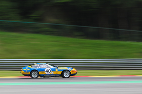 Ferrari 365 GTB 4 (1970) an der Spa Classic 2015 in der Gruppe der CER (Classic Endurance Racing)