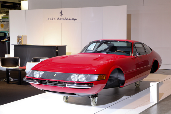 Ferrari 365 GTB/4 Daytona (1969) - der ultimative Siebzigerjahre-Granturismo bei der Niki Hasler AG - Auto Zürich 2019