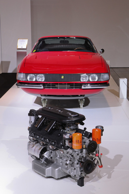 Ferrari 365 GTB/4 Daytona (1969) - die berühmte "Plexi"-Ausführung auf dem Stand der Niki Hasler AG - Auto Zürich 2019