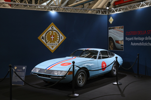 Ferrari 365 GTB/4 "Daytona" (1970) - die besonders gesuche "Plexi"-Ausführung ohne Klappscheinwerfer - 42. Auto e Moto d'Epoca 2025