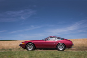 Ferrari 365 GTB/4 "Daytona" (1973) - 442,5 cm lang Ferrari 365 GTB/4 "Daytona" (1973) - 442,5 cm lang