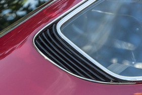 Ferrari 365 GTB/4 "Daytona" (1973) - Entlüftung für das Cockpit hinter den Seitenscheiben