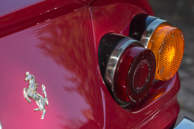Ferrari 365 GTB/4 "Daytona" (1973) - doppelte Rückleuchten