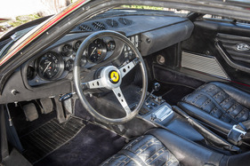 Ferrari 365 GTB/4 "Daytona" (1973) - klassisches Ferrari-Cockpit