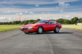 Ferrari 365 GTB/4 Daytona Berlinetta by Scaglietti (1969) - Lot 219 at the RM/Sotheby's London sale on November 4, 2023