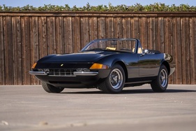 Ferrari 365 GTB/4 Daytona Spider (1972) - als Lot S229 an der Mecum Kissimmee Versteigerung 2025