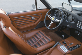Ferrari 365 GTB/4 Daytona Spider (1972) - klassisches Ferrari-Cockpit (1972)