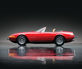 Bild Ferrari 365 GTB/4 Daytona Spider by Scaglietti (1973) - versteigert als Lot 148 an der RM Auction "Don Davis Collection" am 27. April 2013