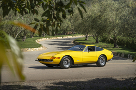 Ferrari 365 GTB/4 Daytona by Scaglietti (1973) - als Lot 163 an der RM Sotheby's Monterey Versteigerung 2025