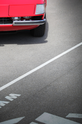 Ferrari 365 GTB/4 Daytona - man erkennt ihn schon an den Klappscheinwerfern - Dolder Classics August 2017