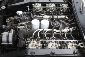 Ferrari 365 GTC/4 (1971) - 4,4 Liter Hubraum, ca. 340 PS