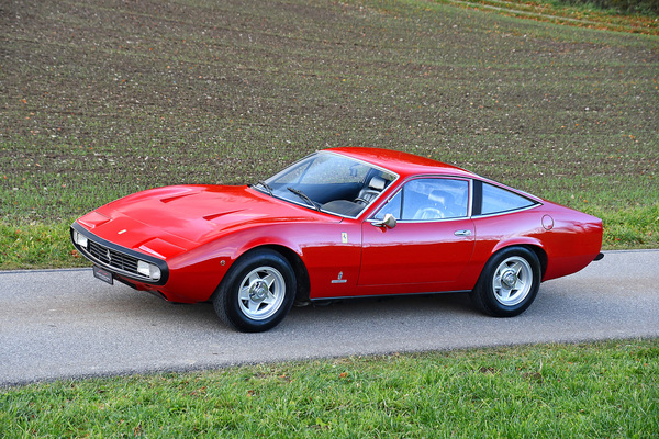 Ferrari 365 GTC/4 (1971) - als Lot 140 angeboten an der Versteigerung Oldtimer Galerie Toffen in Gstaad vom 29. Dezember 2021