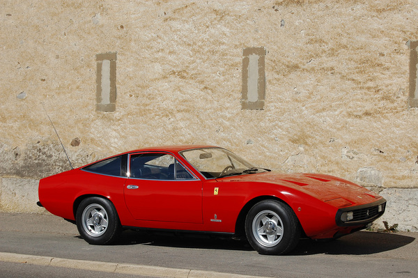 Ferrari 365 GTC/4 (1971) - als Lot 45 an der Versteigerung der Oldtimer Galerie auf dem Dolder am 16. Juni 2018