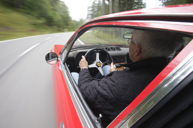 Ferrari 365 GTC/4 (1971) - dank Servolenkung keine Schwerarbeit
