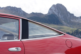 Ferrari 365 GTC/4 (1971) - die Gestaltung der Scheiben fördert eine fast uneingeschränkte Rundumsicht