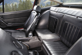 Ferrari 365 GTC/4 (1971) - zwei Sitzplätze hinten, aber kaum Knie- und Kopffreiheit