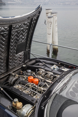 Ferrari 365 GTC/4 "Spider" (1971) - sechs Vergaser, vier Nockenwelle, zwölf Zylinder