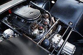 Ferrari 365 P Berlinetta Speciale Tre Posti (1966) - der Zwölfzylinder stammt wie das Chassis vom Rennwagen 365 P (angeboten an der Gooding & Co Pebble Beach Versteigerung 2014)