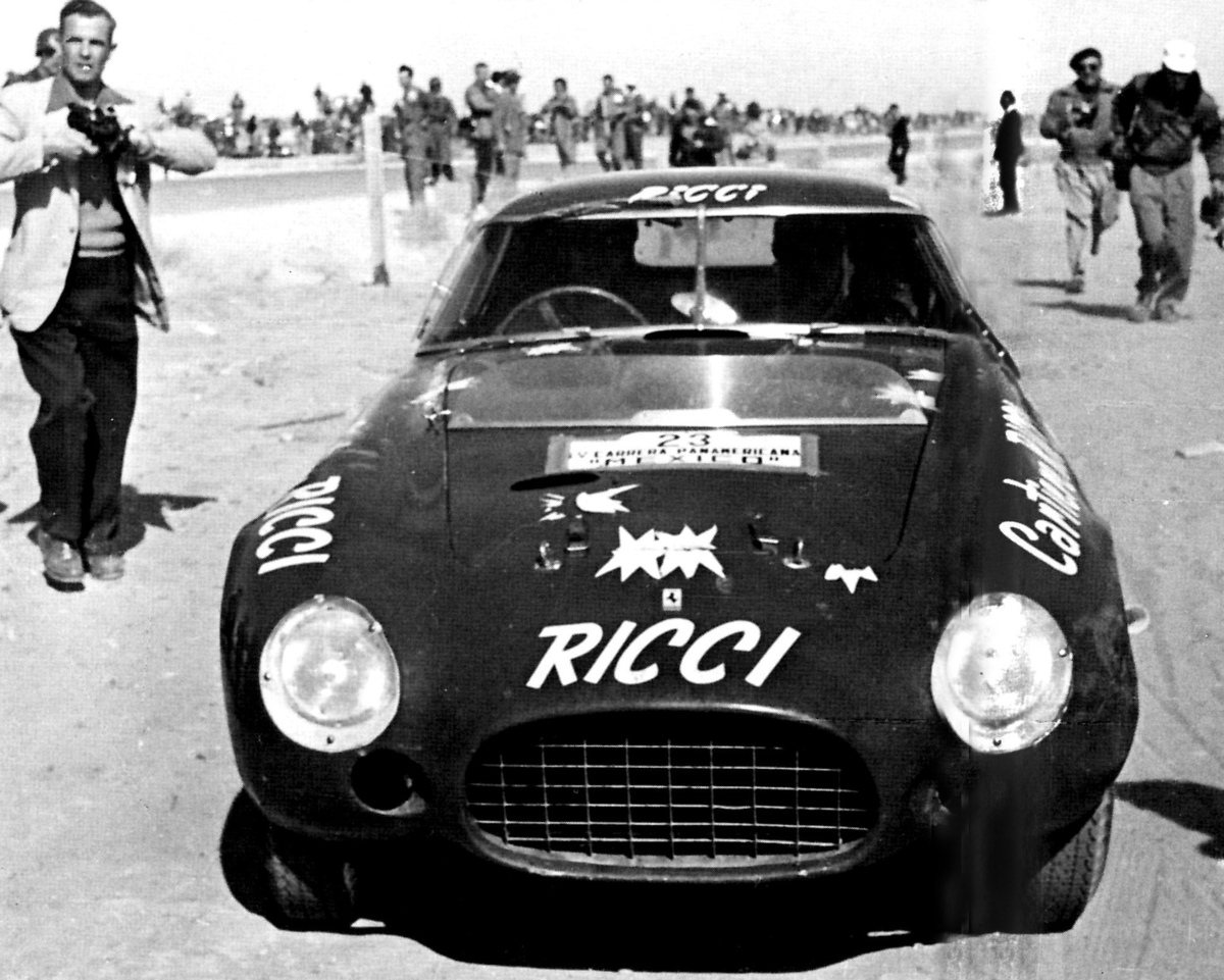 Ferrari 375 MM an der Carrera Panemericana Mexico 1953 - Mit diesem Fahrzeug mit 4,5-Liter-V12-Motor und Karosserie von Pinin Farina machte Maglioli Furore