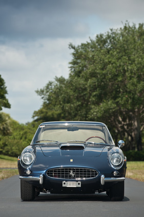Ferrari 400 Superamerica Coupé (1962) - angeboten an der RM Auktion von Monterey vom 19. und 20. August 2011