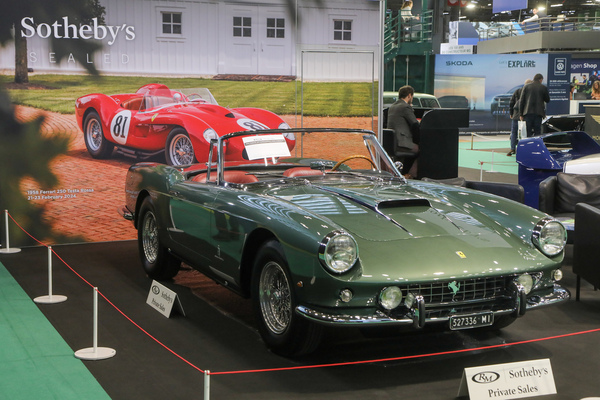 Ferrari 400 Superamerica SWB Cabriolet (1960) - "Private Sales" von Chassis 1945 SA, bei RM/Sotheby's - Rétromobile Paris 2024