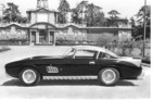 Ferrari 410 Superamerica (1957) - spektakuläre Form mit interessantem Materialmix, Farbe Schwarz