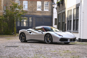 Ferrari 488 GTB 70th Anniversary (2018) - Lot 337 an der RM/Sotheby's "Cliveden House" Versteigerung am 12. Juni 2024