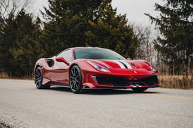 Ferrari 488 Pista Coupe (2020) - Lot 119 an der RM/Sotheby's Miami Versteigerung vom 1./2. März 2024