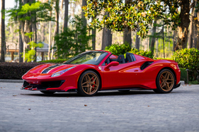 Ferrari 488 Pista Spider (2020) - Lot 212 an der RM/Sotheby's Miami Versteigerung vom 1./2. März 2024