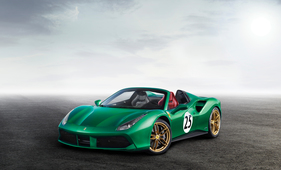 Ferrari 488 Spider "Green Jewel" (2016) - als Lot 116 an der RM/Sotheby's Versteigerung "Ferrari - Leggenda e Passione" am 8. September 2017
