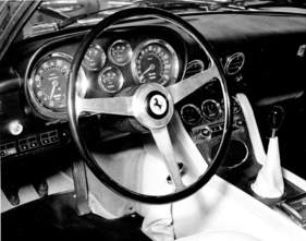 Ferrari 500 Superfast (1964) - mit dem "schnellsten Geschwindigkeitszähler" bis 300 km/h - Genfer Automobilsalon 1964