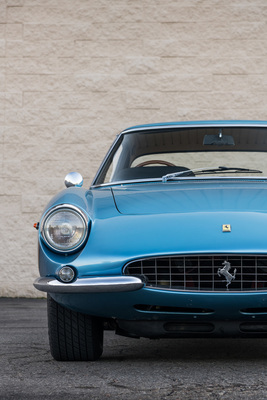 Ferrari 500 Superfast Series II (1966) - mit allen Ingedienzen, die einen Ferrari ausmachen