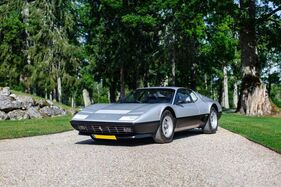 Ferrari 512 BB (1980) - als Lot 063 angeboten an der Artcurial Le Mans Classic Versteigerung am 30. Juni 2023