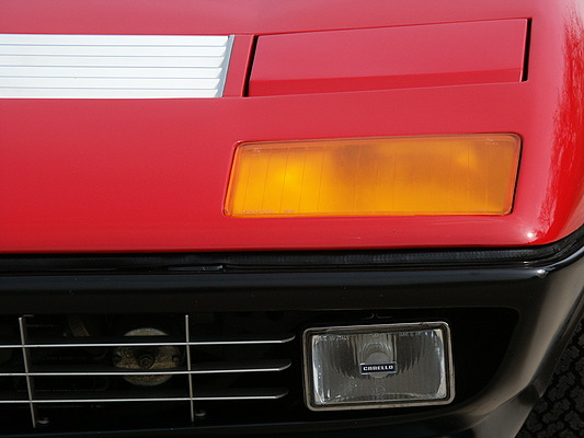 Ferrari 512 BB (1981) - auffällig gestaltete Blinker vorne