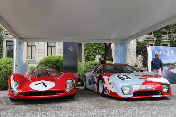 Ferrari 512 BB LM (1978) - zusammen mit dem Ferrari 330 P4 von 1967 in der Ausstellung zu 100 Jahre Le Mans - Concorso d'Eleganza Villa d'Este 2023